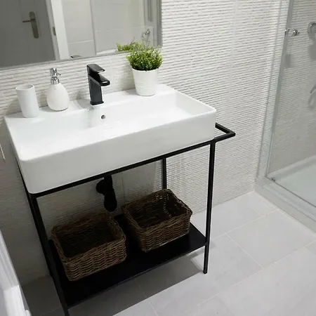 Chic - C/ Lauria - Centro Ciudad Apartament *